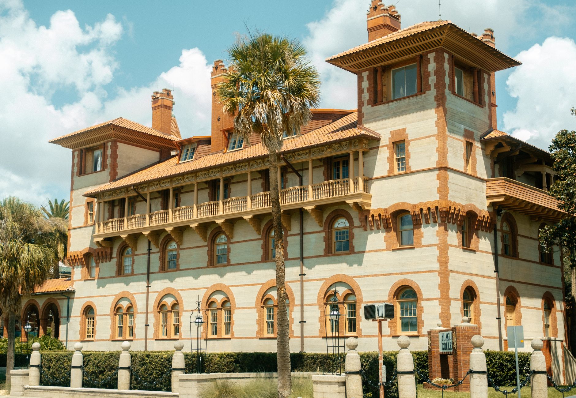 Zabytkowa architektura Flagler College w St. Augustine